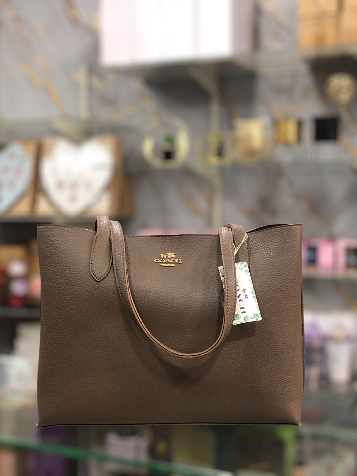 Premium Women’s Tote Handbag – Stylish & Spacious Design