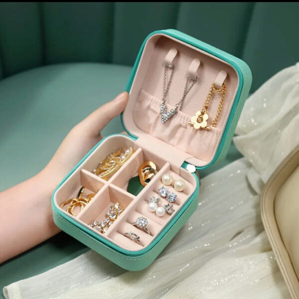 mini travel jewellery box
